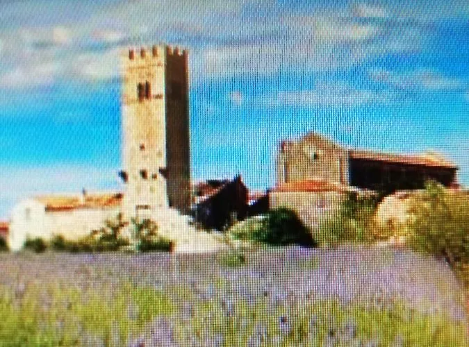 Villa Lory