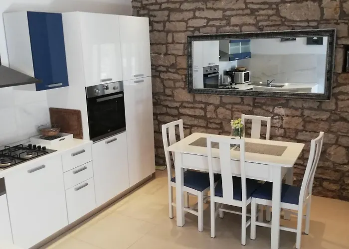 Lory Villa Sveti Lovreč Pazenatički