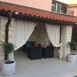 Lory Sveti Lovreč Pazenatički