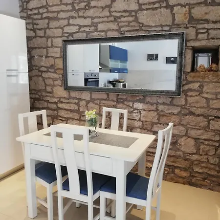Lory Villa Sveti Lovreč Pazenatički