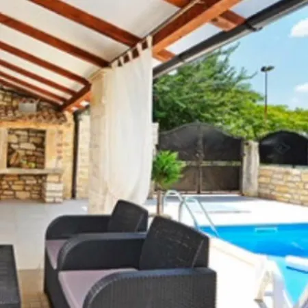 Villa Lory *